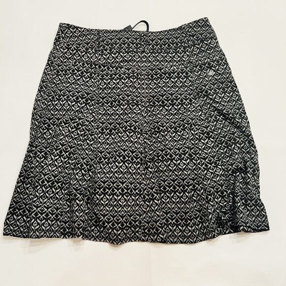 Athleta Skirt Womens Sz 8 White Black Pattern Active (A0129) - Picture 2 of 7